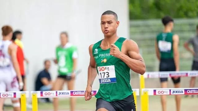 Vídeo | ¿Quién gana en una carrera Anthony Junier o su padre Junier Pérez?