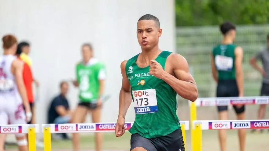 Vídeo | ¿Quién gana en una carrera Anthony Junier o su padre Junier Pérez?