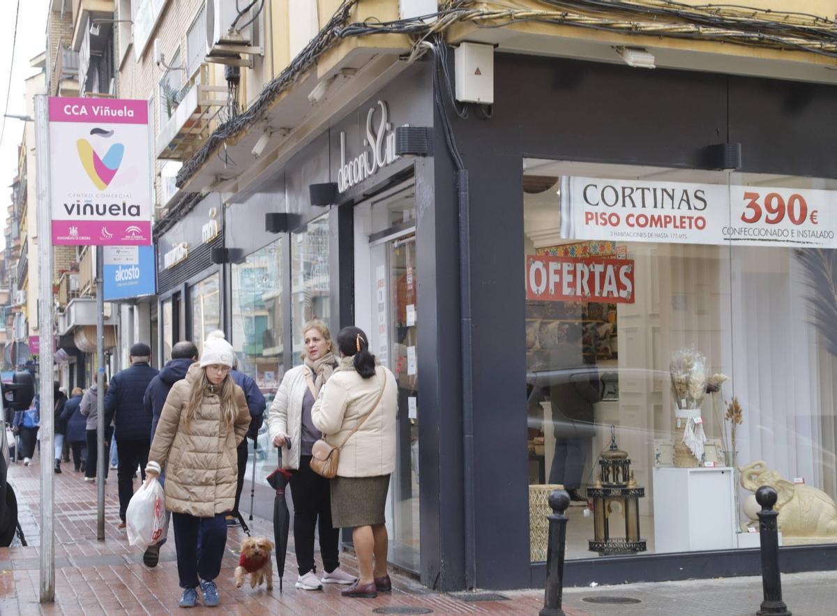 Comercio de cercanía en La Viñuela, en una imagen de los últimos días.