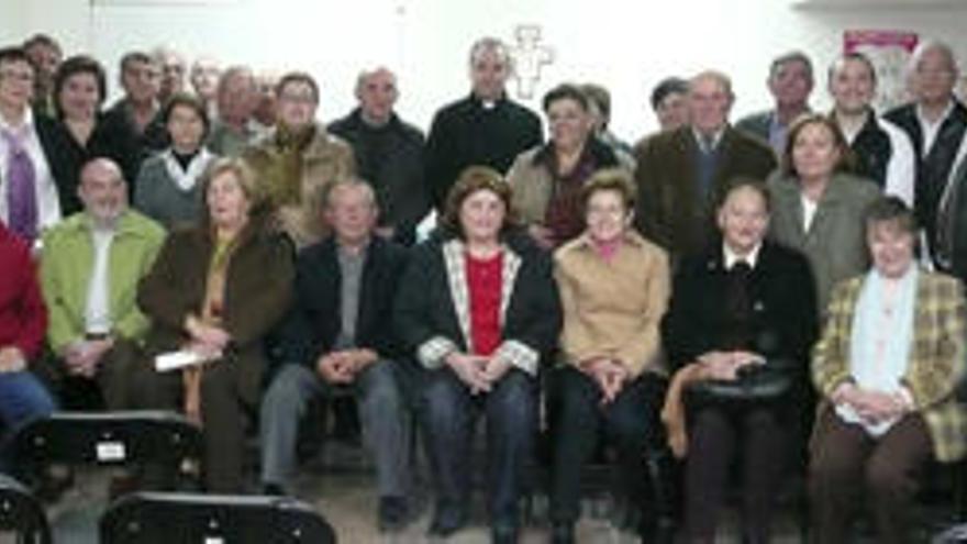 Los integrantes de las Cofradías de Auroros se reunieron en el Palacio Episcopal