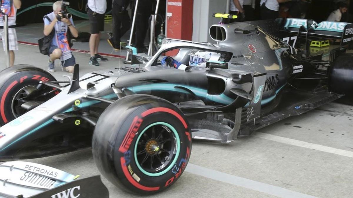 El finlandés Valtteri Bottas ha sido, con su flamante Merrcedes, el más rápido hoy en Suzuka (Japón).