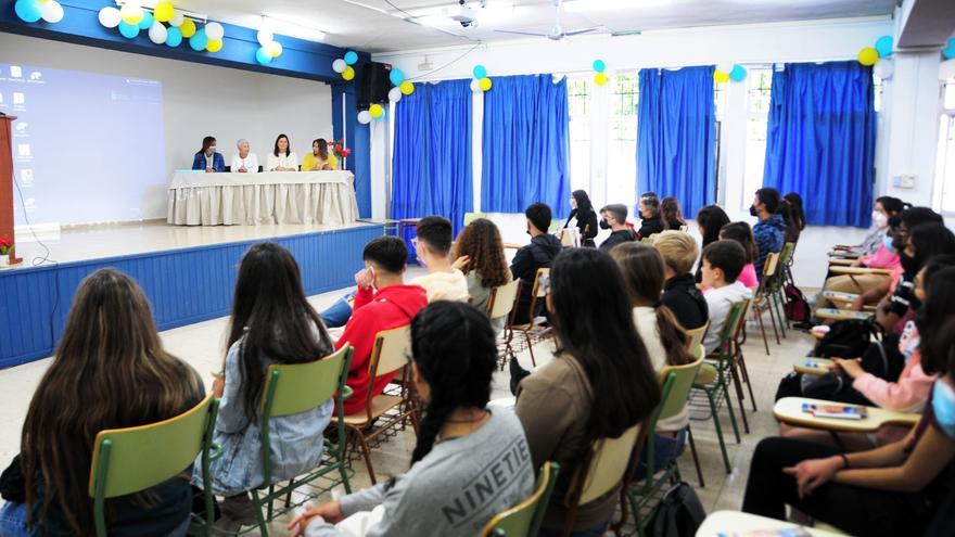 El IES Támara y el IES Garachico se hermanan para estudiar los yacimientos arqueológicos