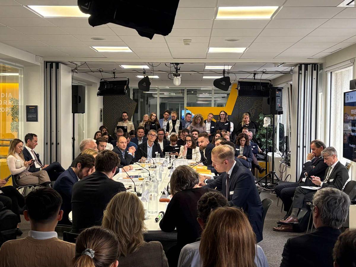 Mesa redonda '100% BEV’s by 2035 – Can Europe’s single market deliver?'