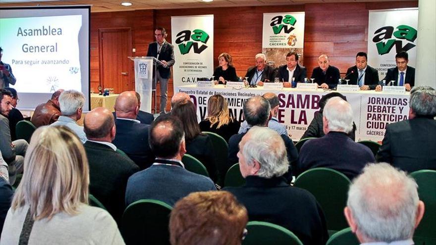 Colectivos vecinales de todo el país se citan en cáceres