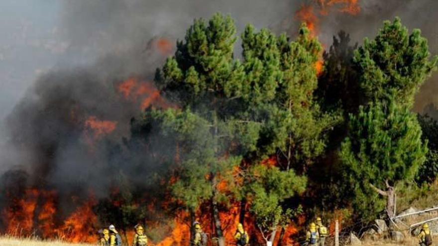 Incendio en la parroquia de Cudeiro.