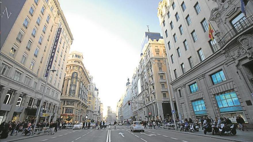 Madrid cerrará al tráfico la Gran Vía desde Navidad