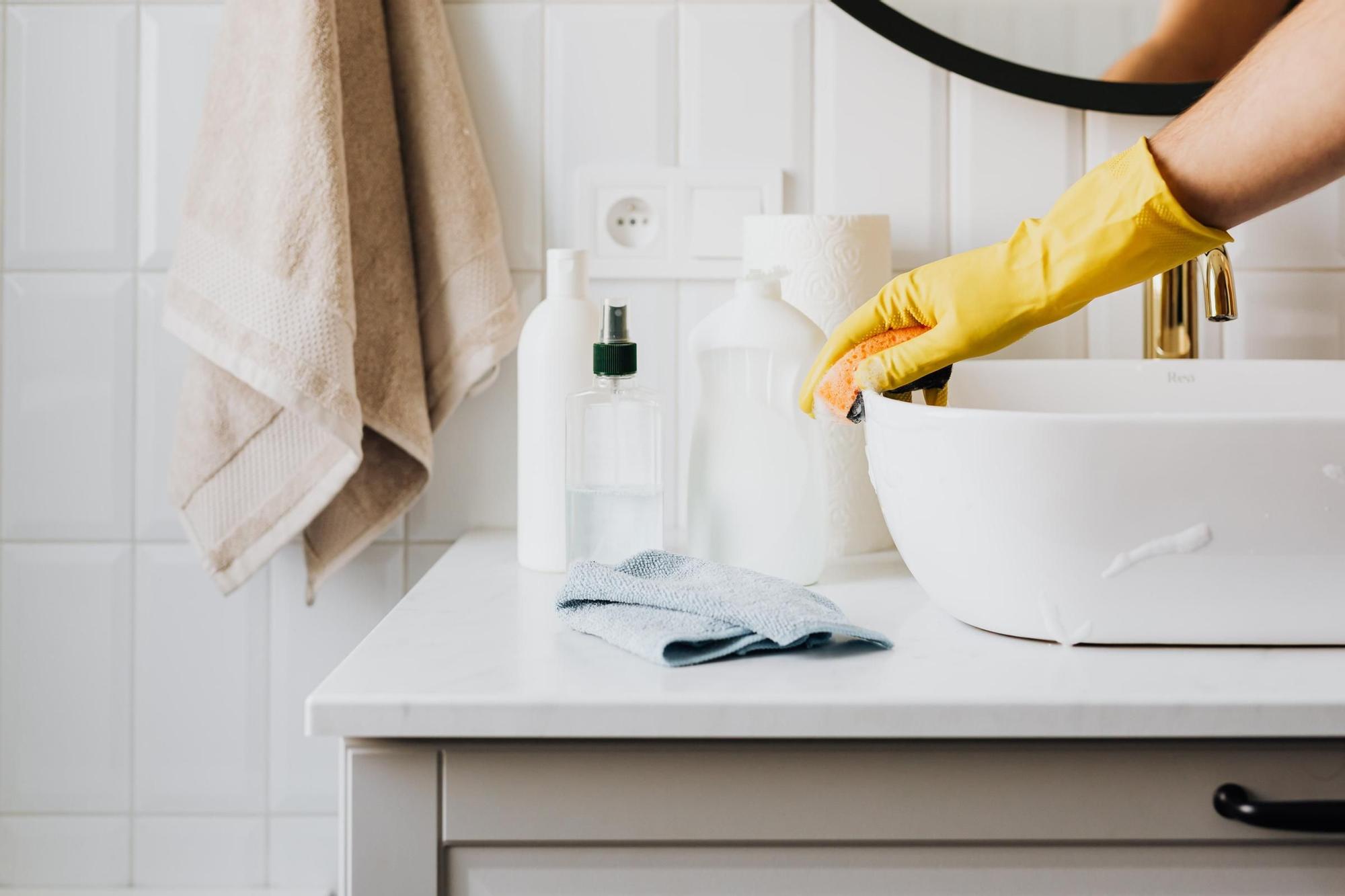Cómo limpiar y mantener los azulejos de tu hogar