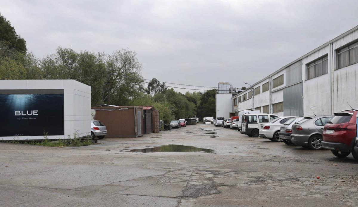 La nave de Xunqueira, en la parroquia de Borreiros, donde fabrica las viviendas Encaixa Modular.