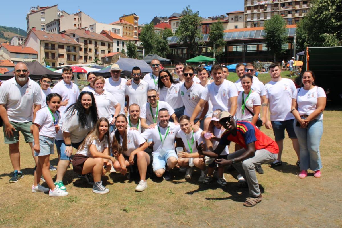 En imágenes: la romería del prao del molín preludia las fiestas del Carmen en Cangas En imágenes: la romería del prao del molín preludia las fiestas del Carmen en Cangas