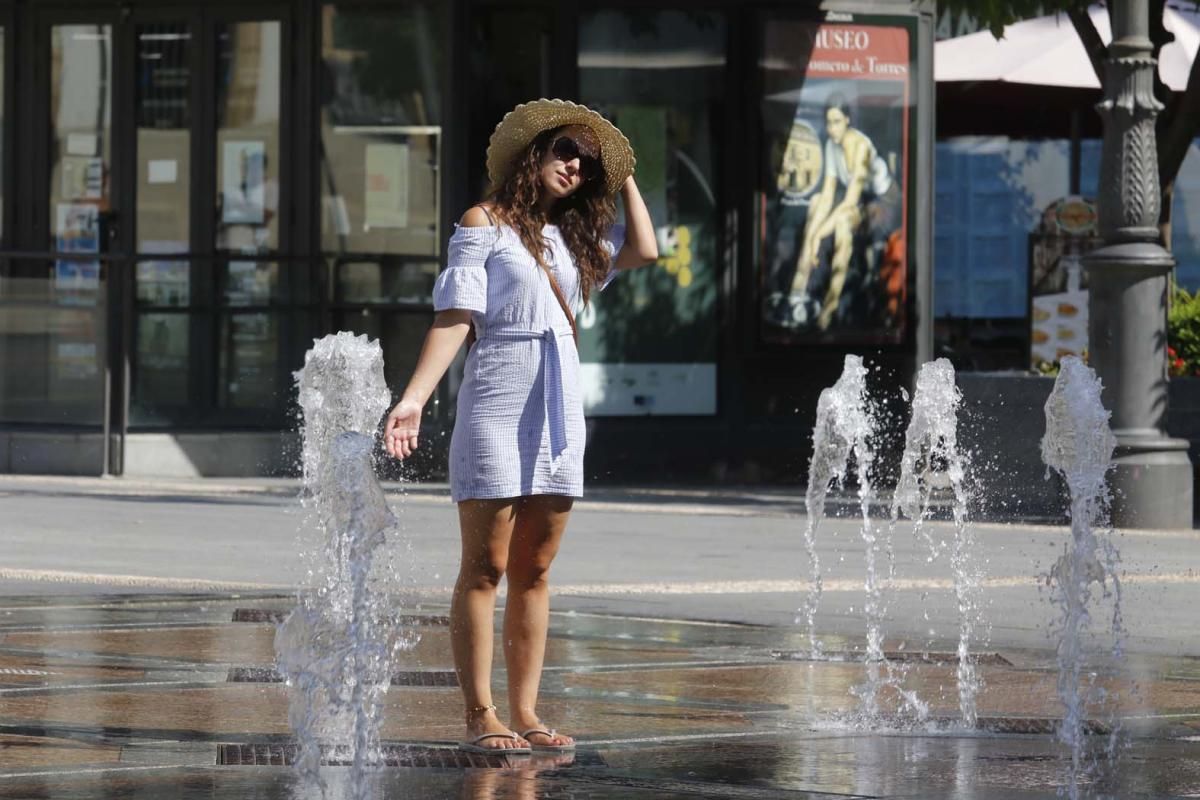 FOTOS: Córdoba calurosa y sola en una tarde de agosto