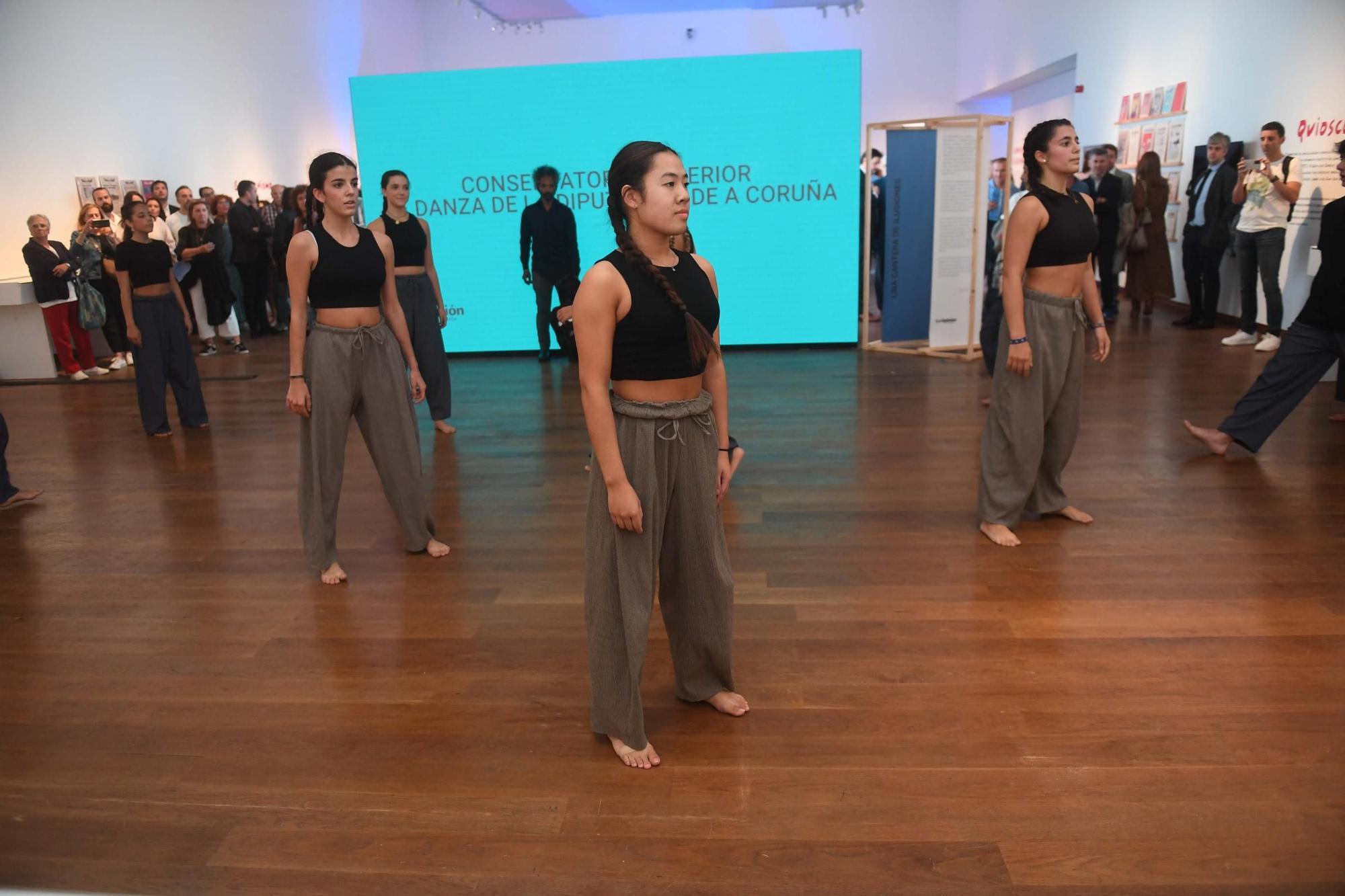 Alumnos del Conservatorio de Danza de A Coruña, en el evento de Prensa Ibérica y LA OPINIÓN