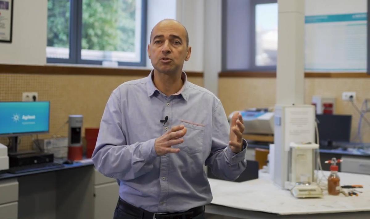 El profesor Rafael Balart