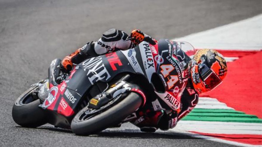 Peligrosa caída de Arón Canet en Sachsenring