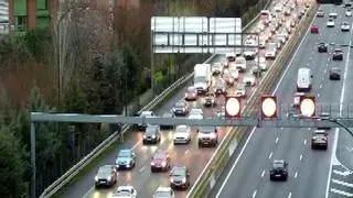El tráfico se ha reducido hasta un 33% en Madrid este viernes por el temporal de lluvia