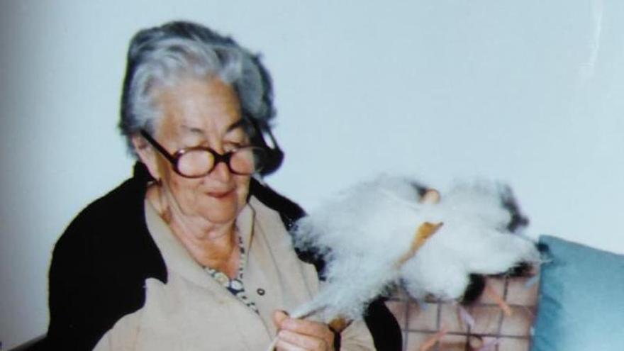 Teresa López la Hilandera, la mujer que mantuvo viva la memoria artesanal de Valsequillo