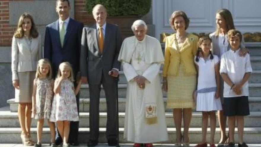 Los Reyes reciben al Papa en la Zarzuela