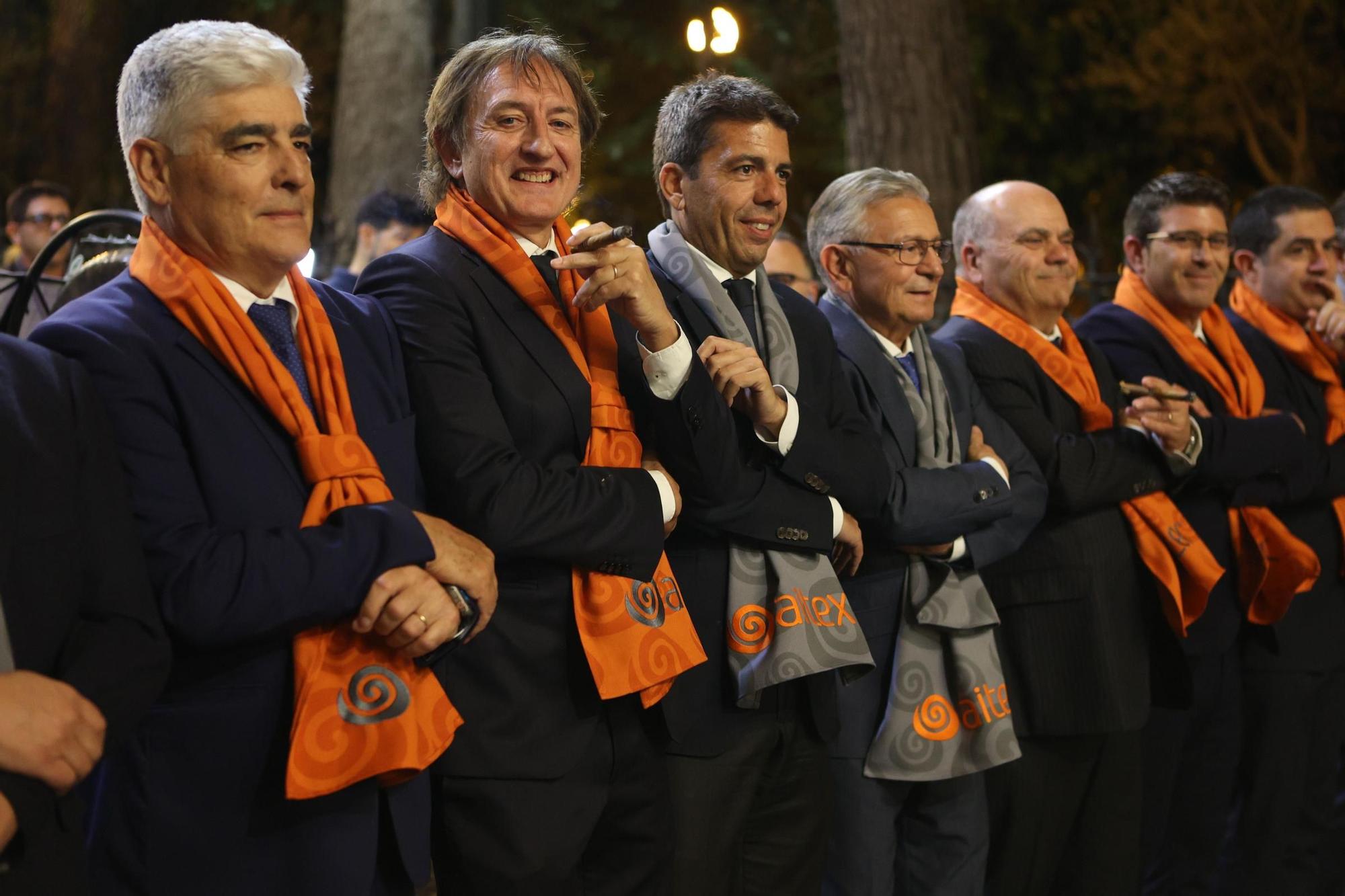 El President de la Generalitat, Carlos Mazón, participa en la "Entradeta" de la Filà Llana