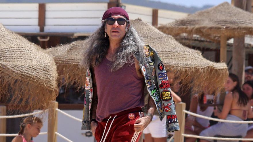 Mario Vaquerizo está disfrutando de sus vacaciones en Cádiz sin Alaska