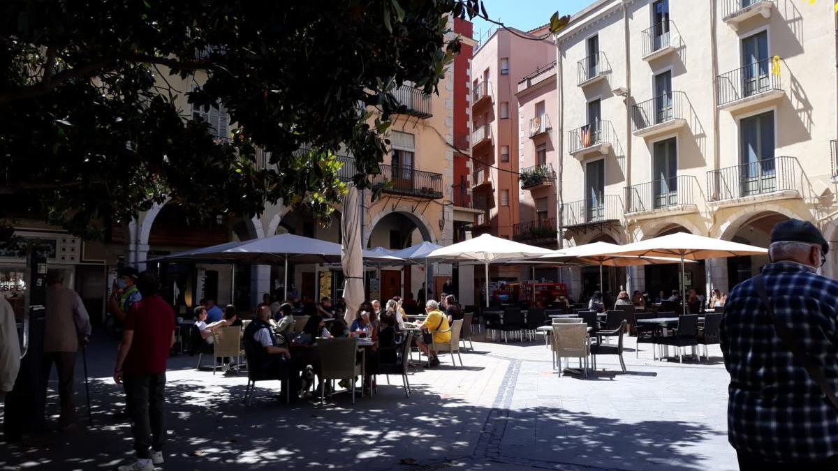 La plaça de l&#039;Ajuntament de Figueres, aquest migdia.