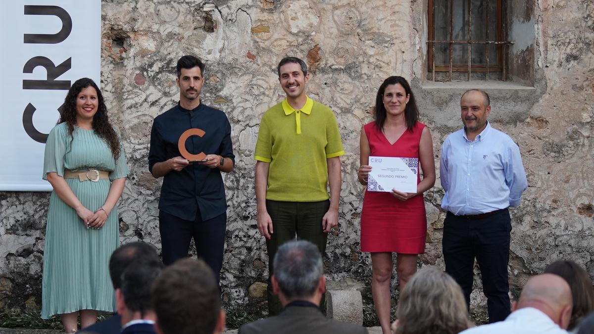 Los ganadores del segundo premio con la alusión al &quot;Mago de Oz&quot;.