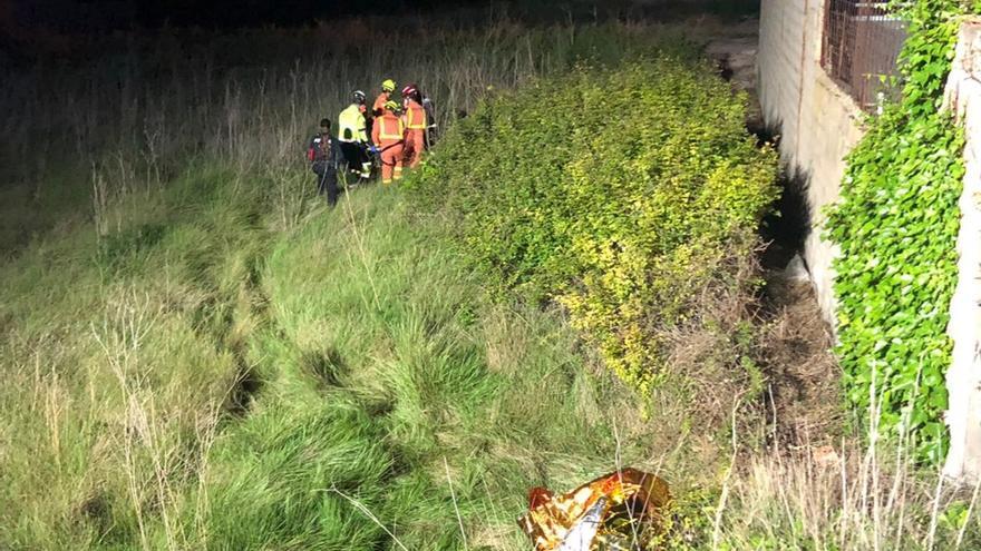 Rescate del hombre que se cayó a un zarzal en Cheste