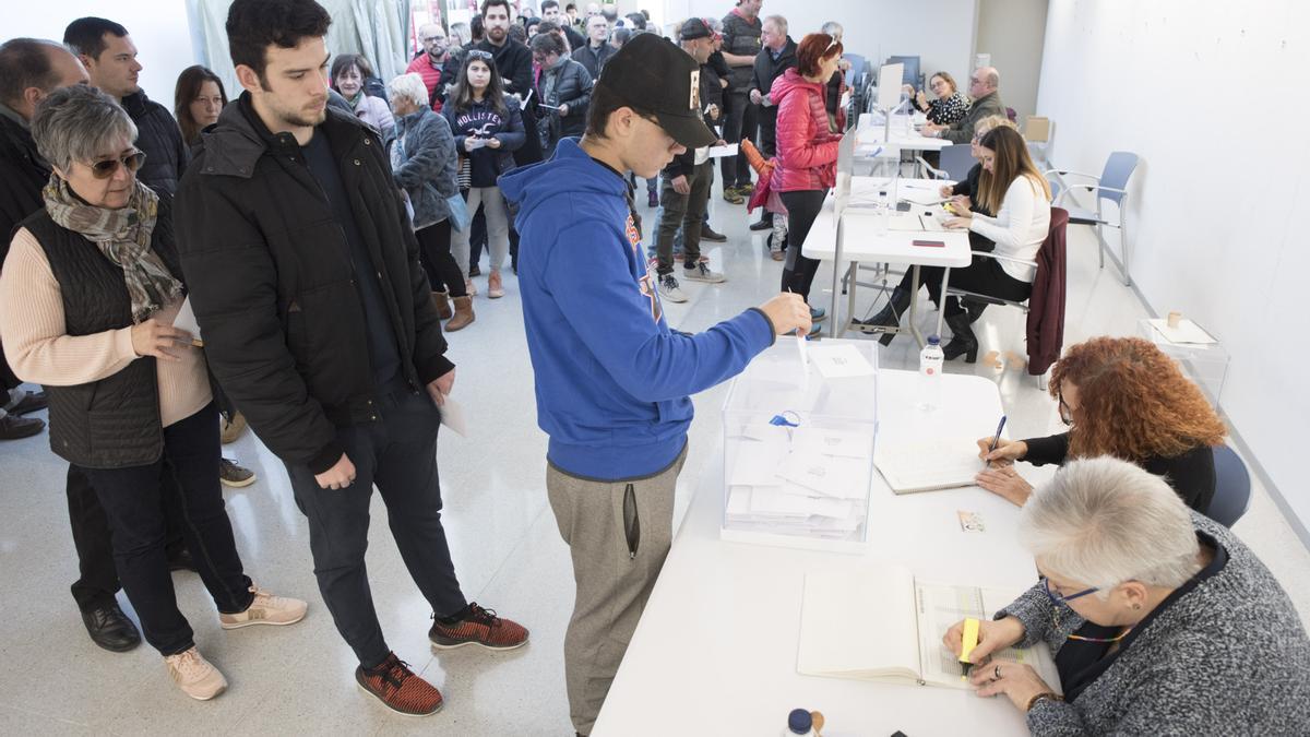 Un moment de la consulta celebrada el 2019