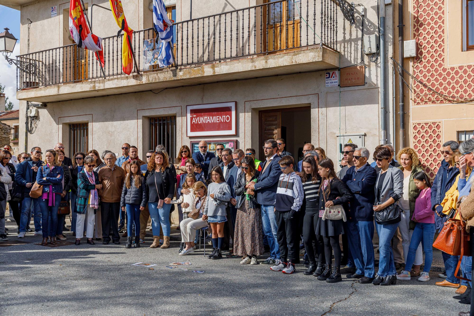 En imágenes: Funeral el Torrecaballeros, Segovia, por la niña asesinada en Gijón