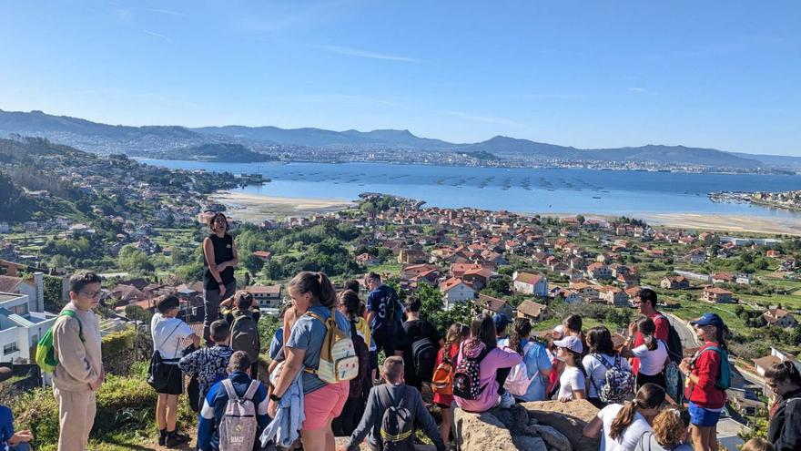 Voluntarios “miúdos” de Reibón en A Torre