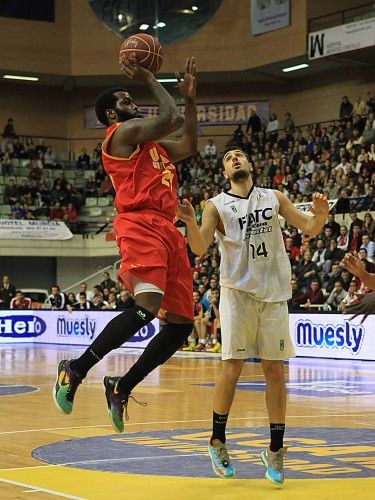 Partido entre el UCAM-Murcia y el Joventut de Badalona