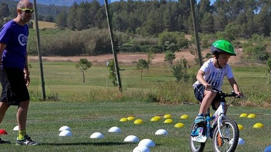 Ensenyament de l&#039;esport del ciclisme al Bike Kids