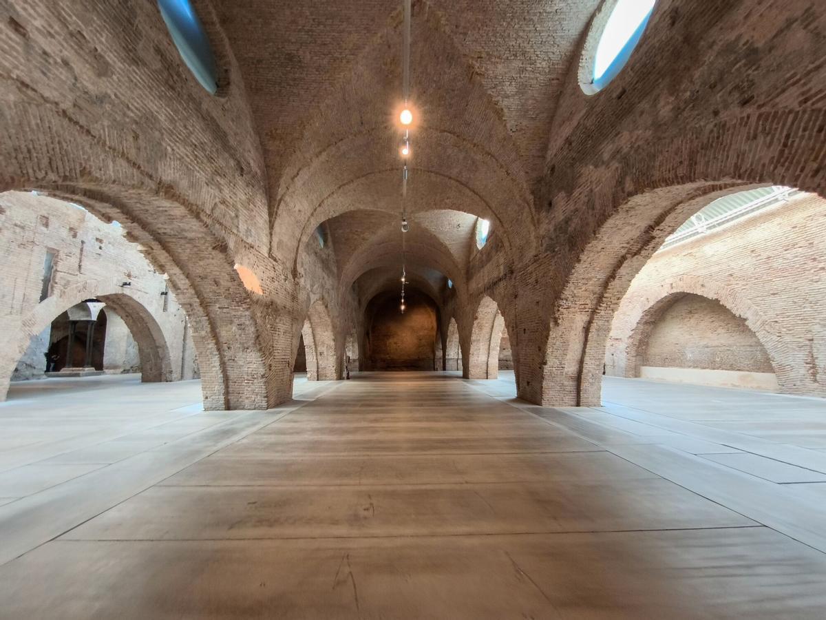 01/10/2025 Imágenes de la restauración de las Reales Atarazanas. A 1 de octubre de 2025 en Sevilla, Andalucía (España). El presidente de la Junta de Andalucía, Juanma Moreno, encabeza la reunión ordinaria del Consejo de Gobierno celebrada en las Reales Atarazanas de Sevilla, recién restauradas como paso previo a su transformación en espacio cultural. Antes del inicio de la sesión, se realizará la tradicional fotografía de familia y se permitirán imágenes de la apertura del encuentro. SOCIEDAD Francisco J. Olmo - Europa Press