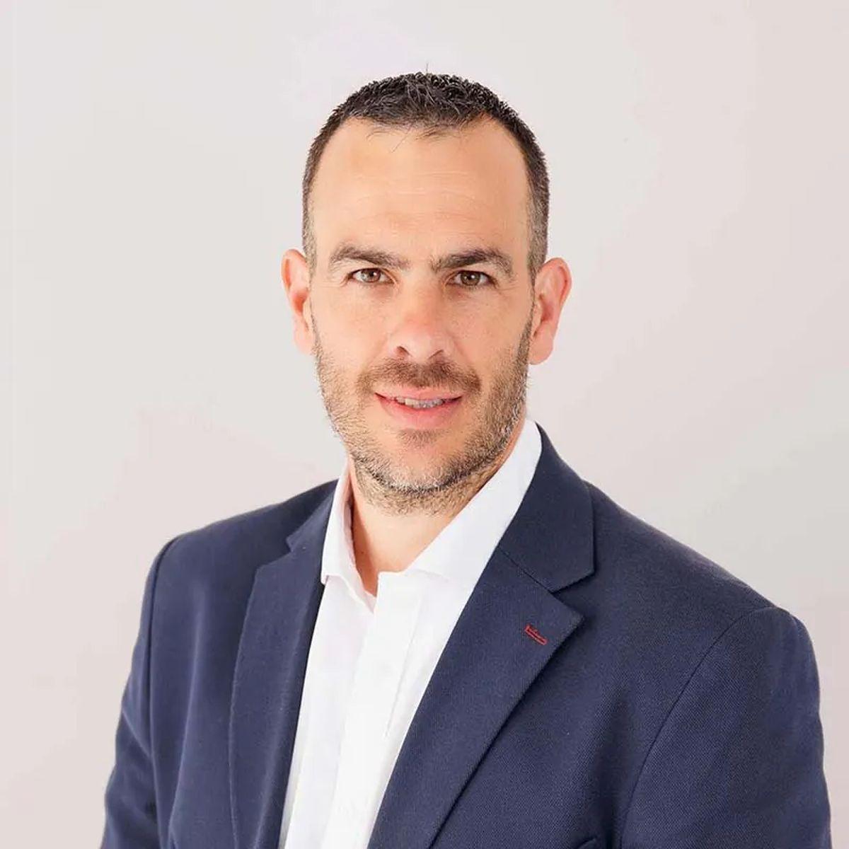 Carlos Flos ha ejercico de edil del Ayuntamiento de Benicarló desde el 2015 hasta ahora.