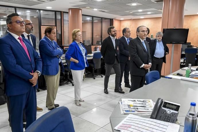 03-10-19 LAS PALMAS DE GRAN CANARIA. REDACCION. LAS PALMAS DE GRAN CANARIA. Visita de Javier Moll a la Redacción del periódico. Fotos: Juan Castro.  | 03/10/2019 | Fotógrafo: Juan Carlos Castro