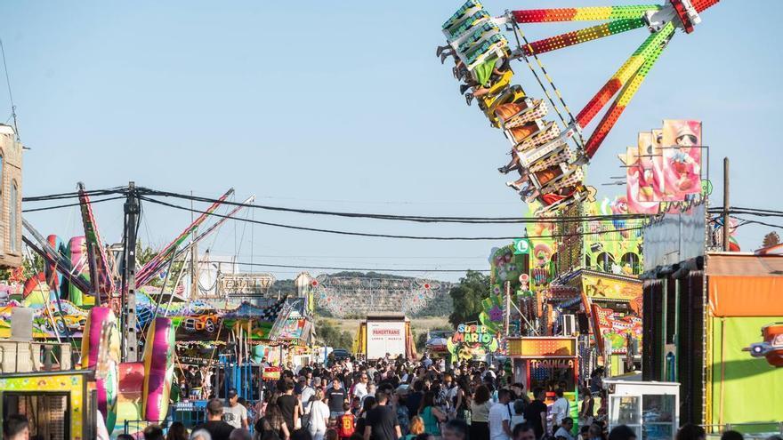 Fotogalería | Así ha arrancado la preferia en el ferial de Cáceres