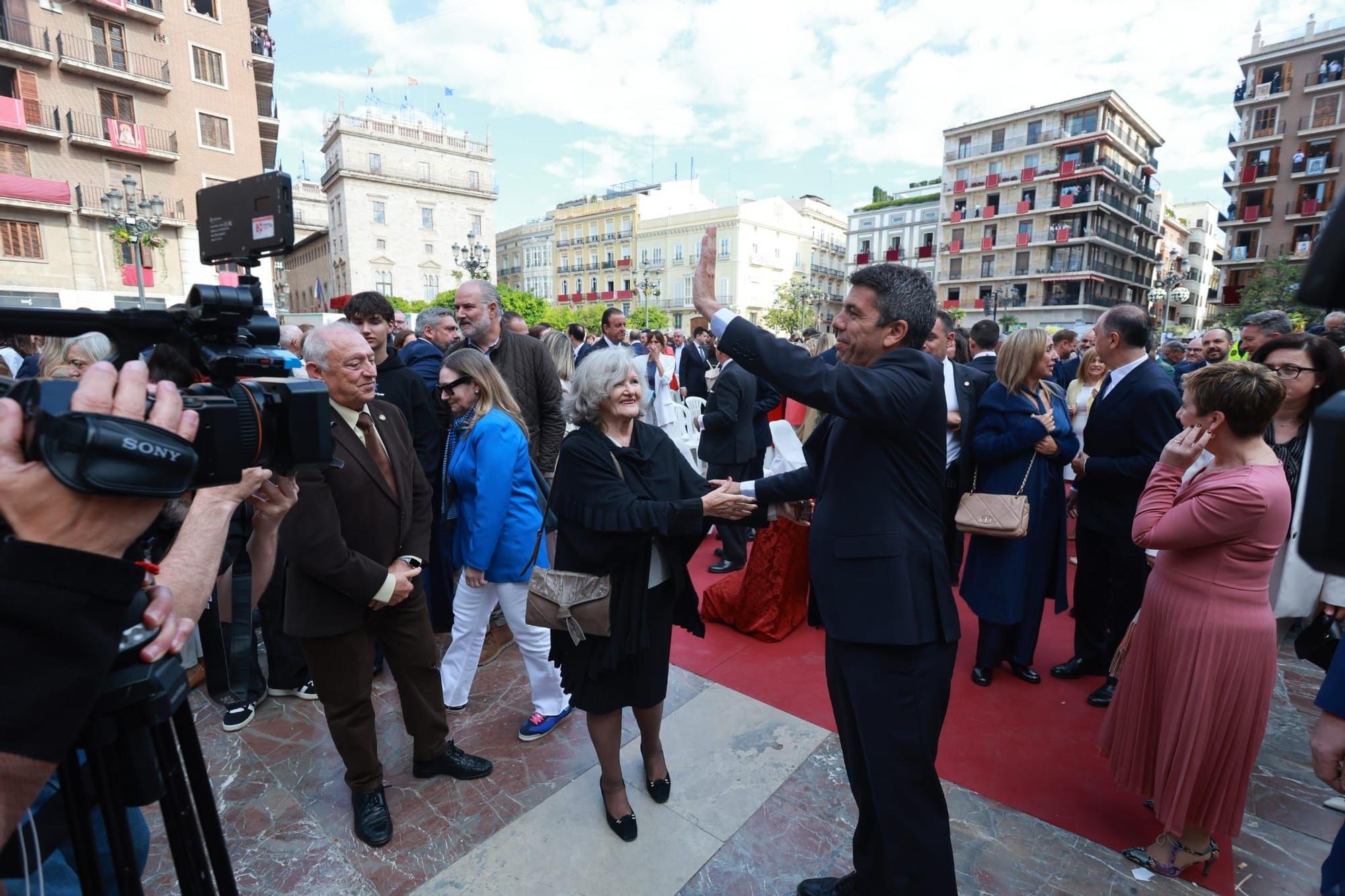 Todas las fotos de la Missa d'Infants en la plaza de la Virgen