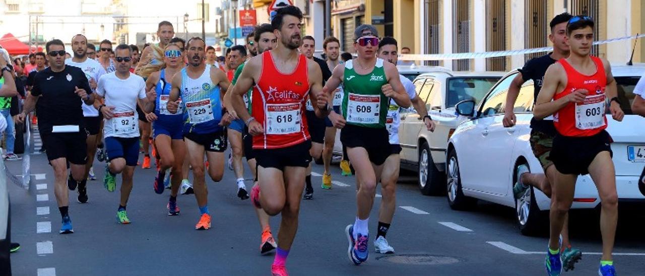 Un grupo de atletas, durante una carrera.