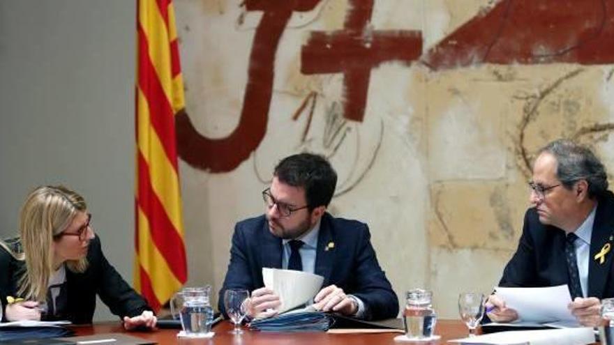 Artadi, amb Pere Aragonès i Quim Torra, al Consell Executiu