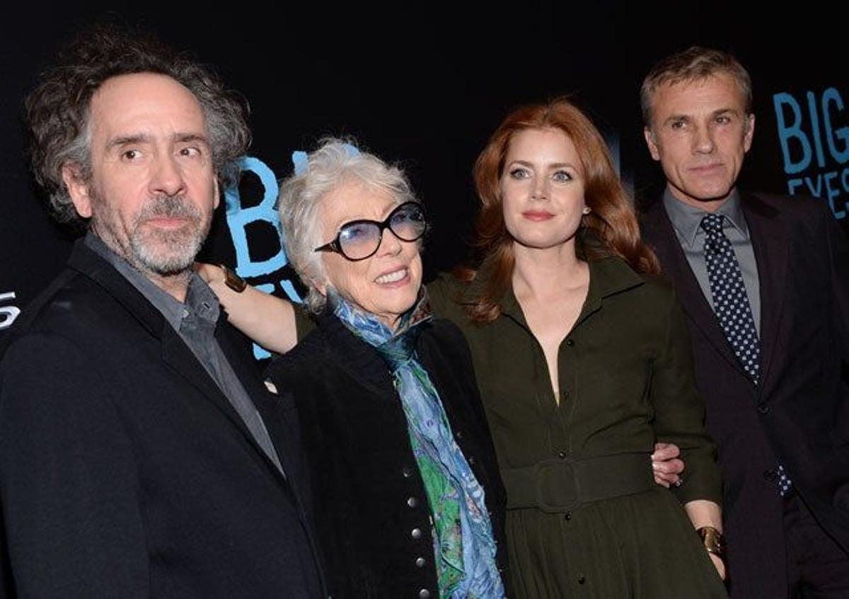 Tim Burton, Margaret Keane, Amy Adams y Christoph Waltz, en la première de 'Big Eyes' en Nueva York
