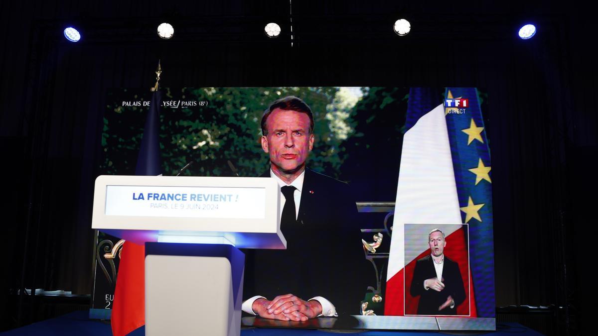 French President Macron calls for new parliamentary election after defeat in EU vote