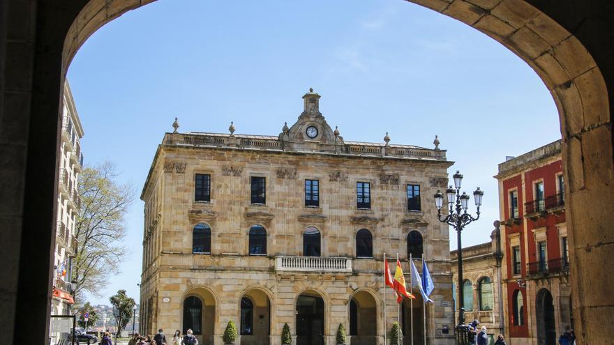 &quot;Perfiles de la casa&quot; para reordenar el equipo directivo de Hacienda en el Ayuntamiento de Gijón