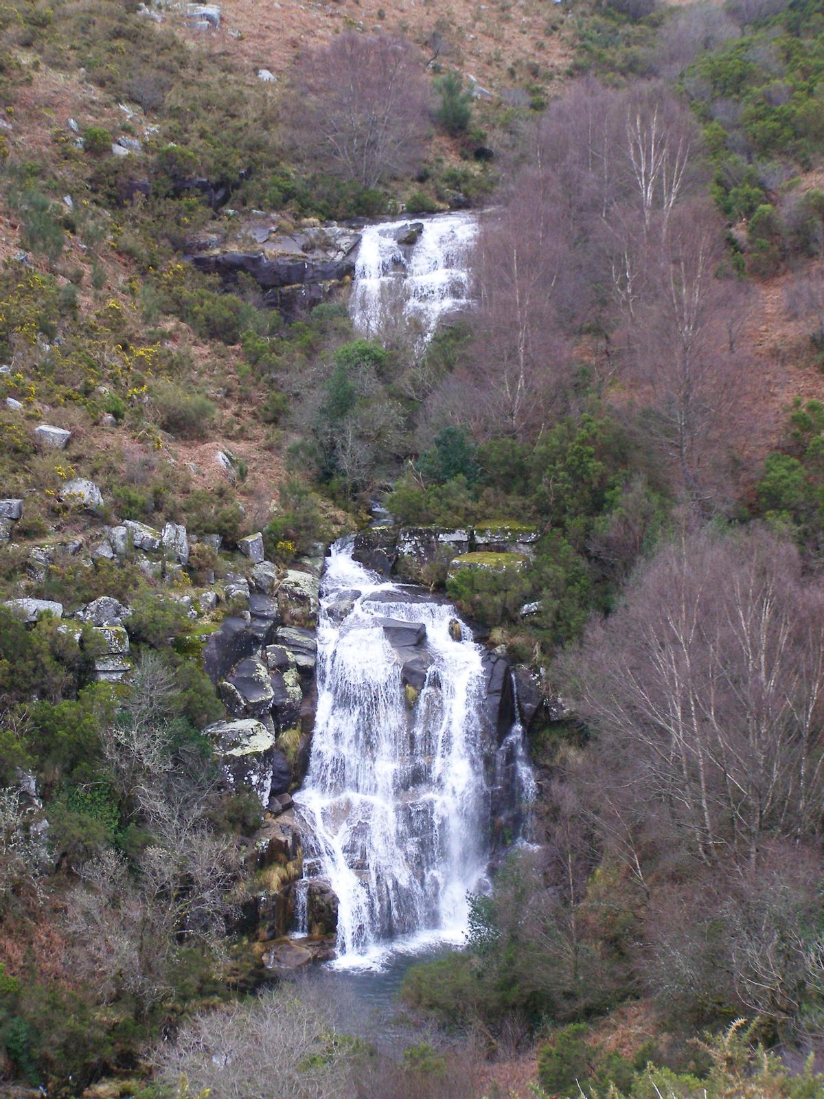 Cascada de Casariños, en A Laxe, en Pazos de Borbén.