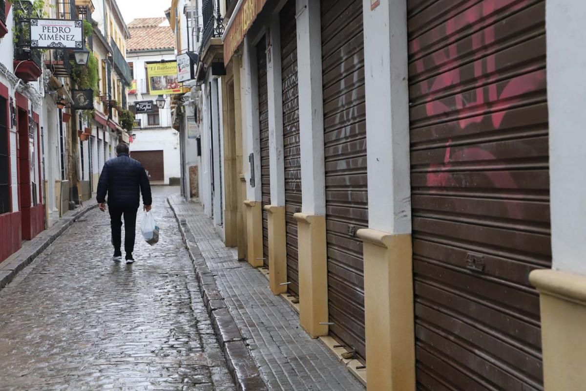 La falta de turistas ahoga los negocios de la Judería