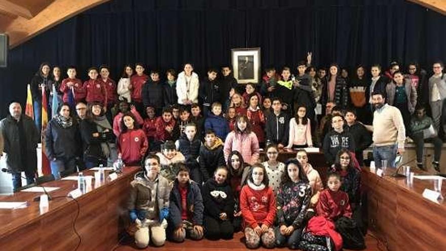 Celebración del pleno infantil en el Pazo de Mos. // D.P.