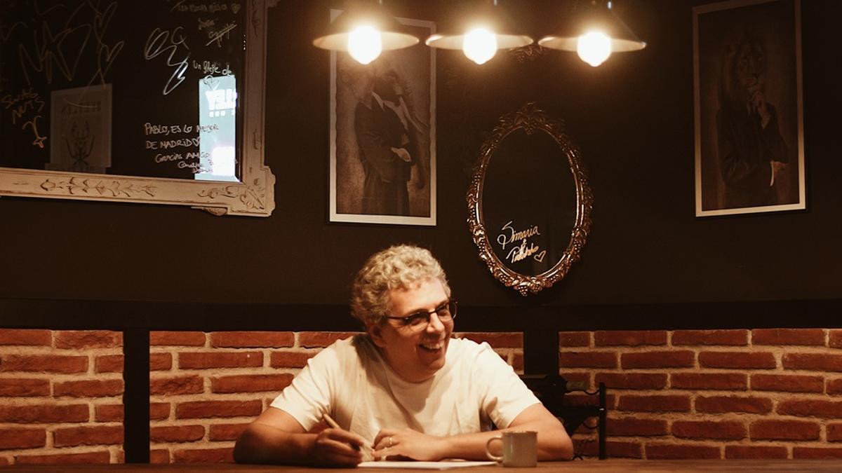 El cantautor canario, Pedro Guerra.
