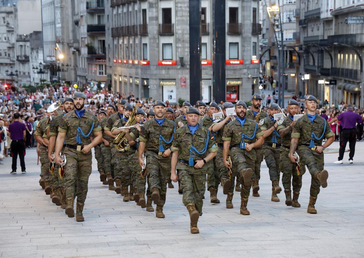 Misa y procesión del Cristo de la Victoria de Vigo, en imágenes