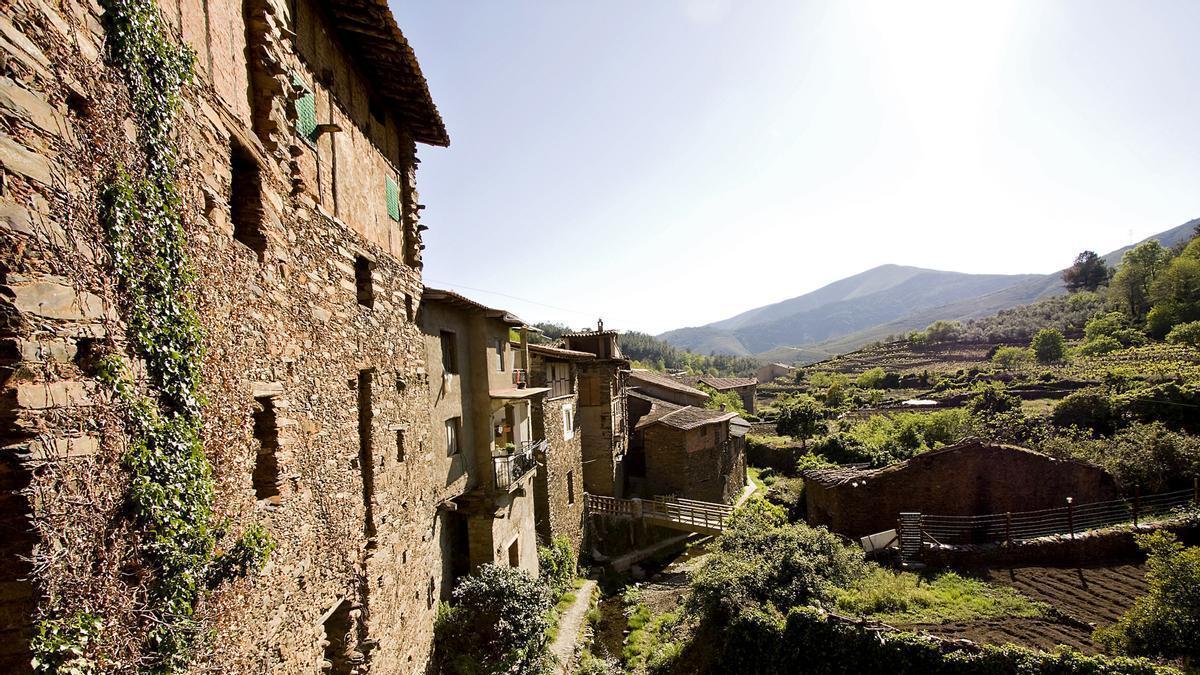 Vídeo | La Sierra de Gata te espera: fortalezas, paisajes y rincones únicos para una escapada inolvidable en Cáceres