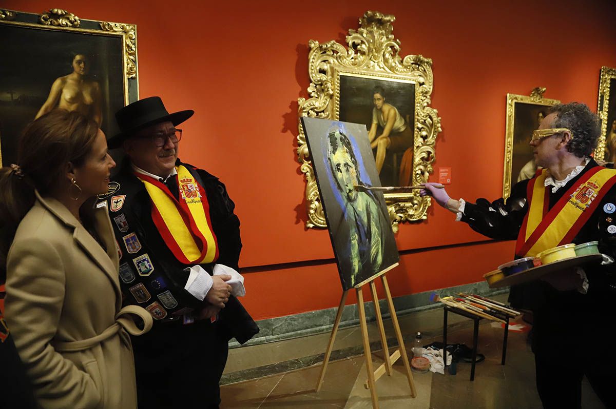 Los tunos realizan un homenaje a Julio Romero de Torres en el museo del pintor