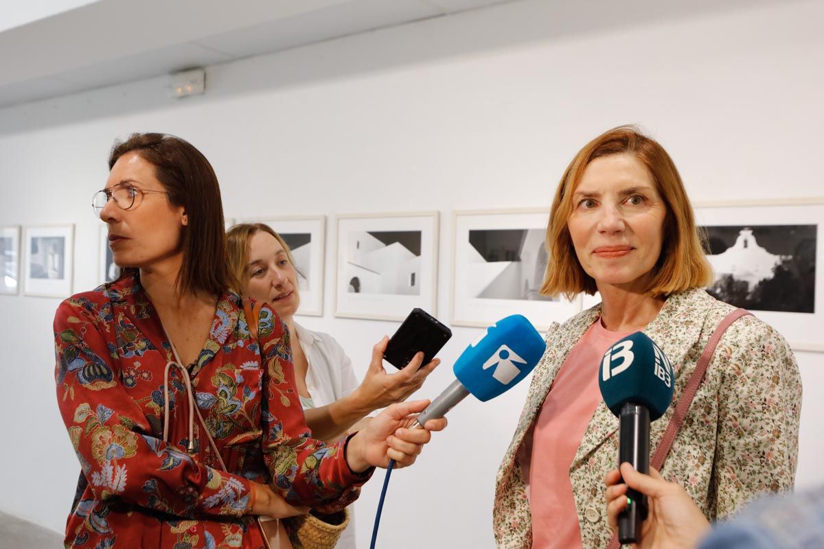 Exposición de Iglesias blancas en sa Nostra Sala de Ibiza