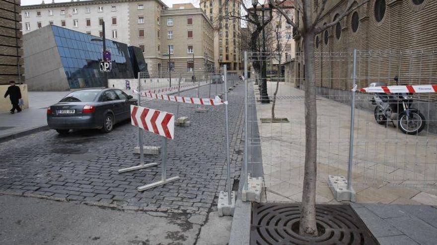 El ayuntamiento montará baños públicos en la plaza del Pilar