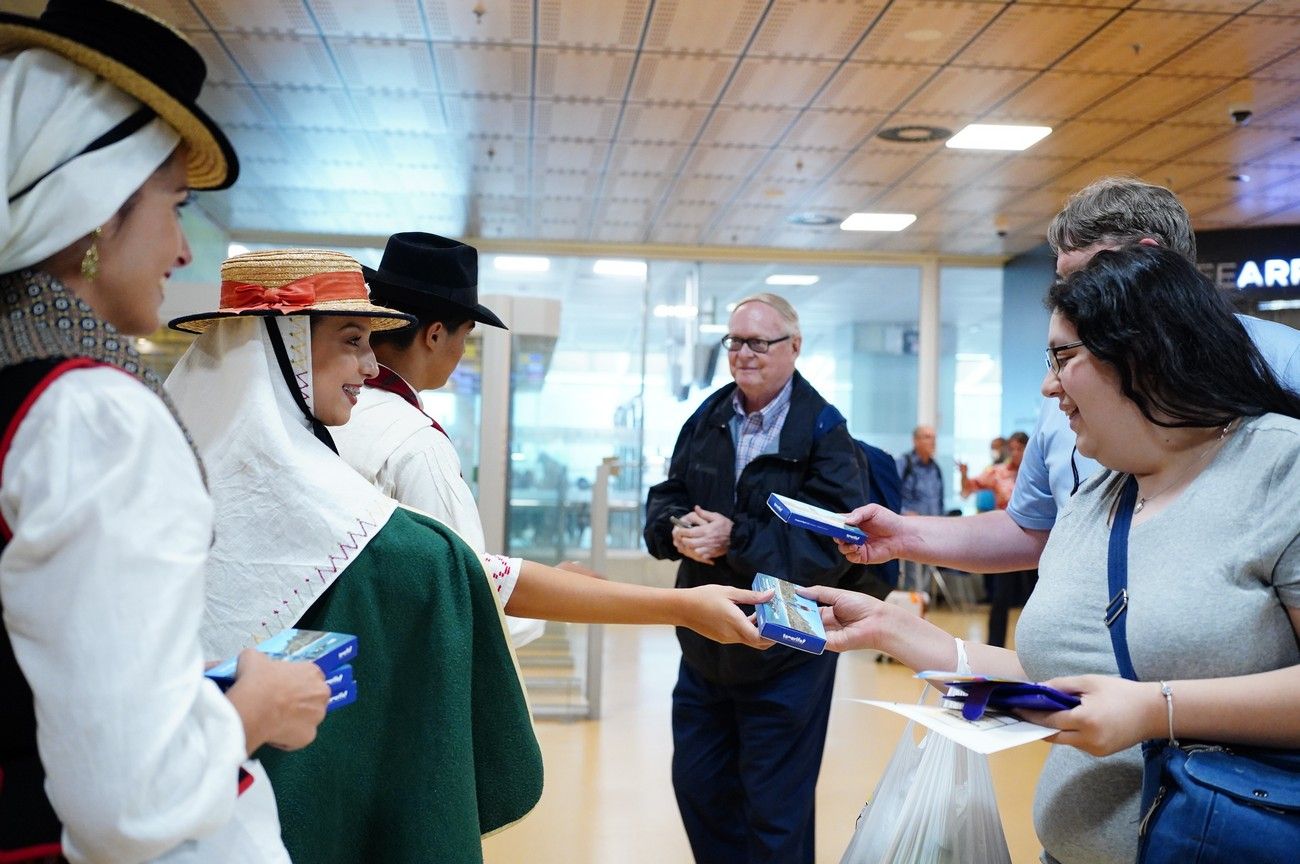 Así llegó el primer vuelo Nueva York - Tenerife